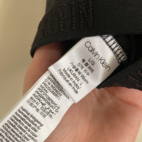 Calvin Klein sports bra - Picture 5 of 5